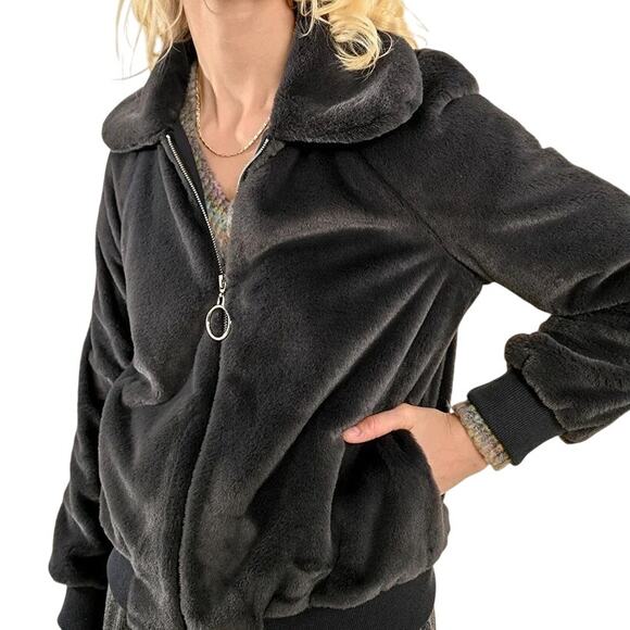 Molly Bracken Dark Navy Soft Faux Fur Wide Collar Zipper Bomber Jacket w Pockets - Picture 1 of 13